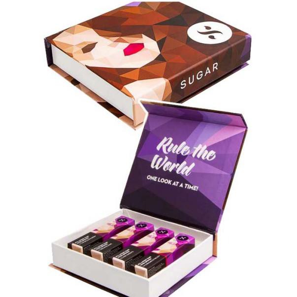 کاسمیٹک گفٹ باکس ماہانہ